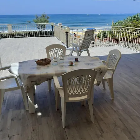 Onda Etrusca Aparthotel 3*